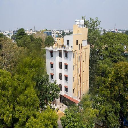 Hotel Vinayaga Tirupur Exterior foto