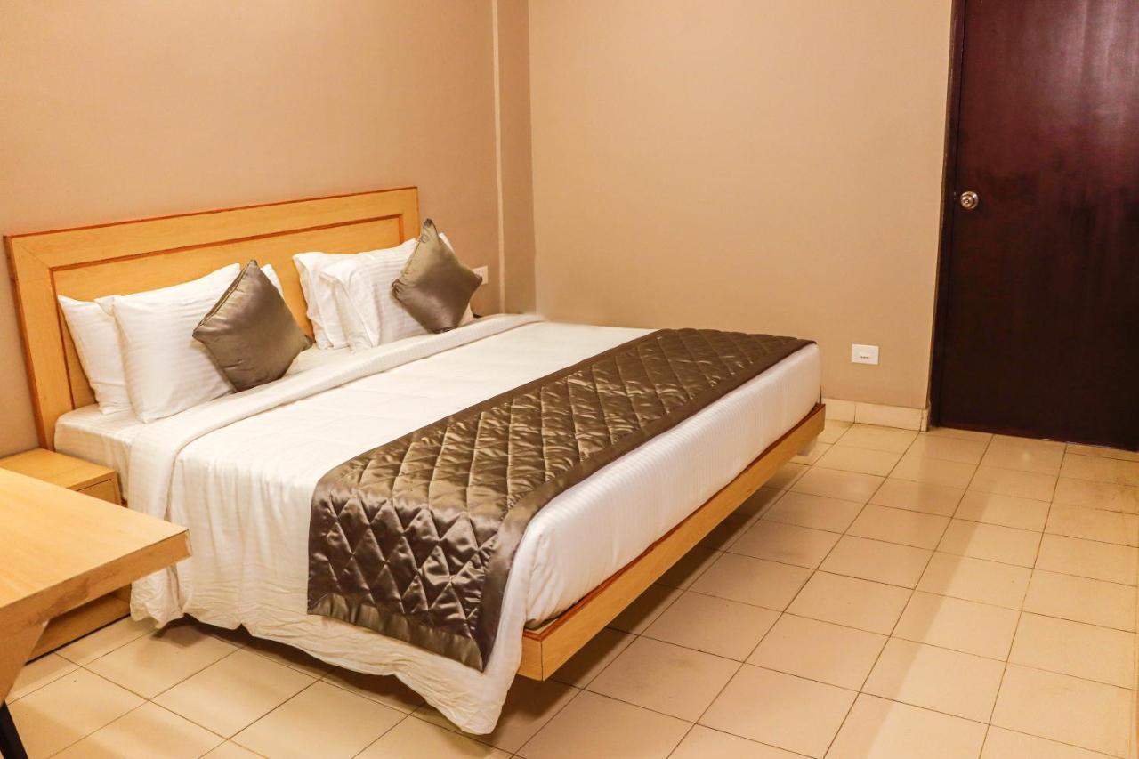 Hotel Vinayaga Tirupur Exterior foto